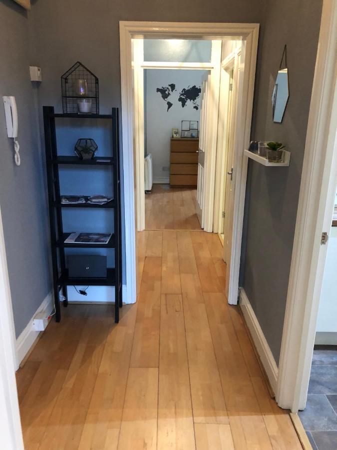 Stylish Apartment With Secure Parking Close To City Честер Экстерьер фото